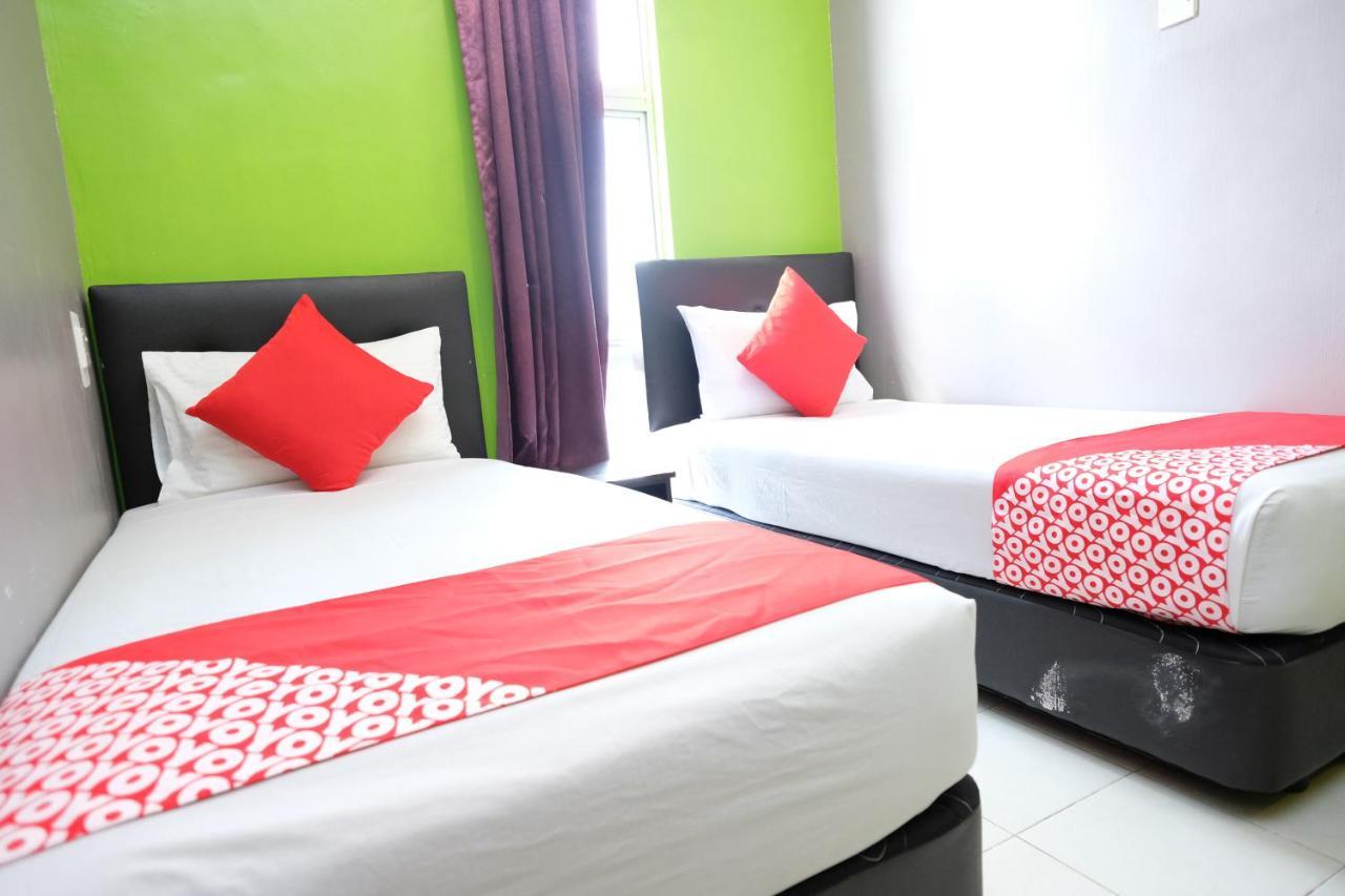 Oyo 603 Sri Padang Inn Куантан Экстерьер фото